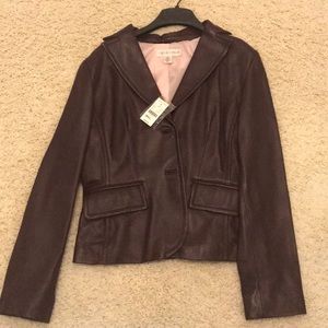 Casual corner burgundy leather jacket size small
